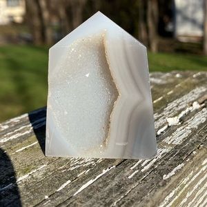 Druzy Agate Flat Tower